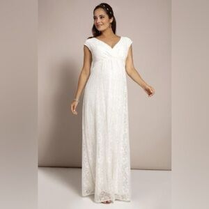 Tiffany Rose Made England Empire Waist Maternity soft fine lace gown sz 2 US 4-6